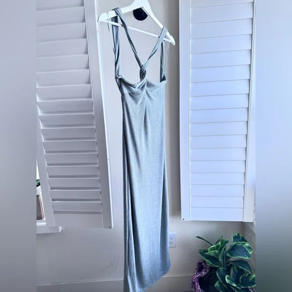 Stitch Fix: Lost + Wander Gray Sleeveless Top - Picture 7 of 11